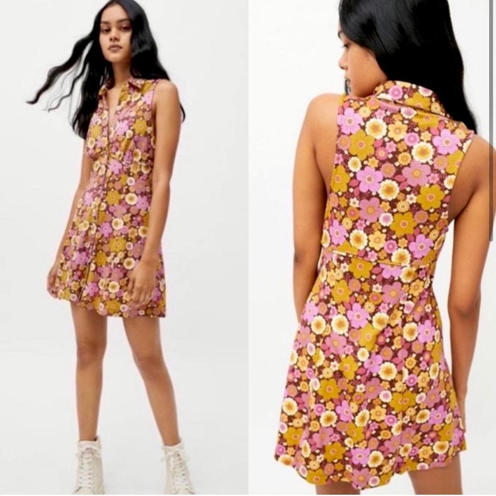 NWT Urban Outfitters Retro Floral Dress Size Medium